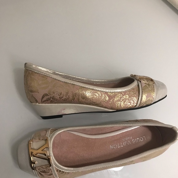 Louis Vuitton beautiful shoes like new - Picture 4 of 5